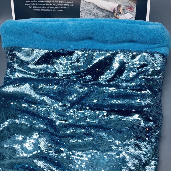 Cynthia Rowley Ocean Blue Purple Sequins Mermaid Tail Sleeping Bag Snuggle Wrap - Picture 3 of 12